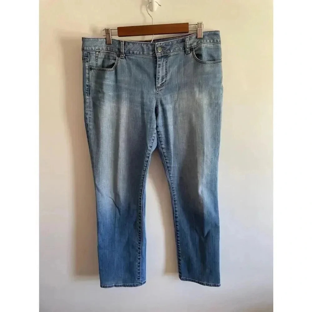 Women's Talbots Jeans - Size 14p Signature Straight Petite Guc! 0277
